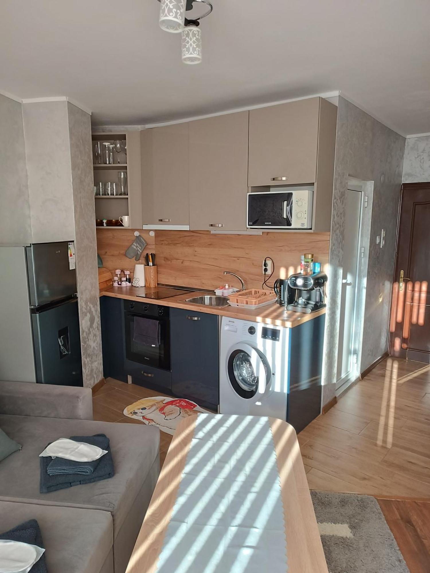 Студио Еми Tjepelare Exteriör bild